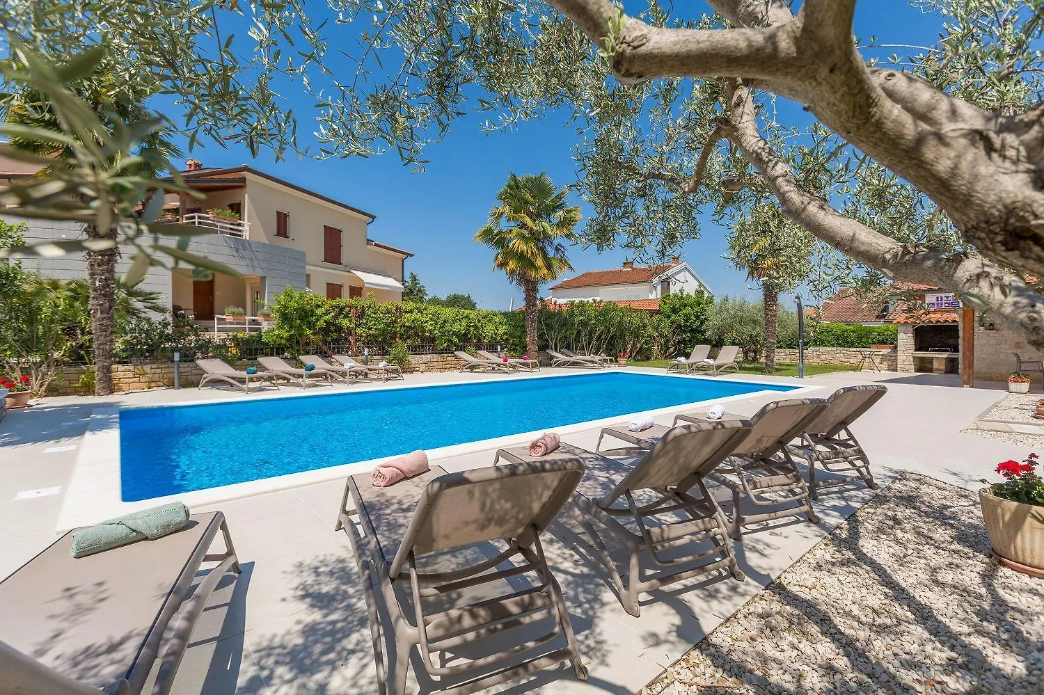 Mediterranes Apartment Mit 60M2 Pool, Bbq-Bereich, Liegen, Waschmaschine Porec
