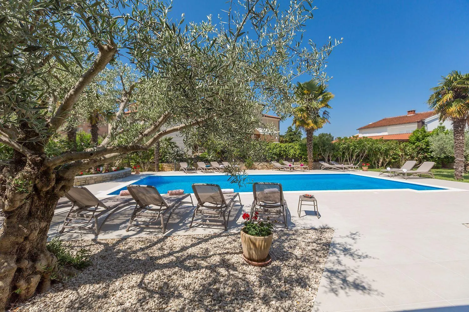 Mediterranes Apartment Mit 60M2 Pool, Bbq-Bereich, Liegen, Waschmaschine Porec 0*,