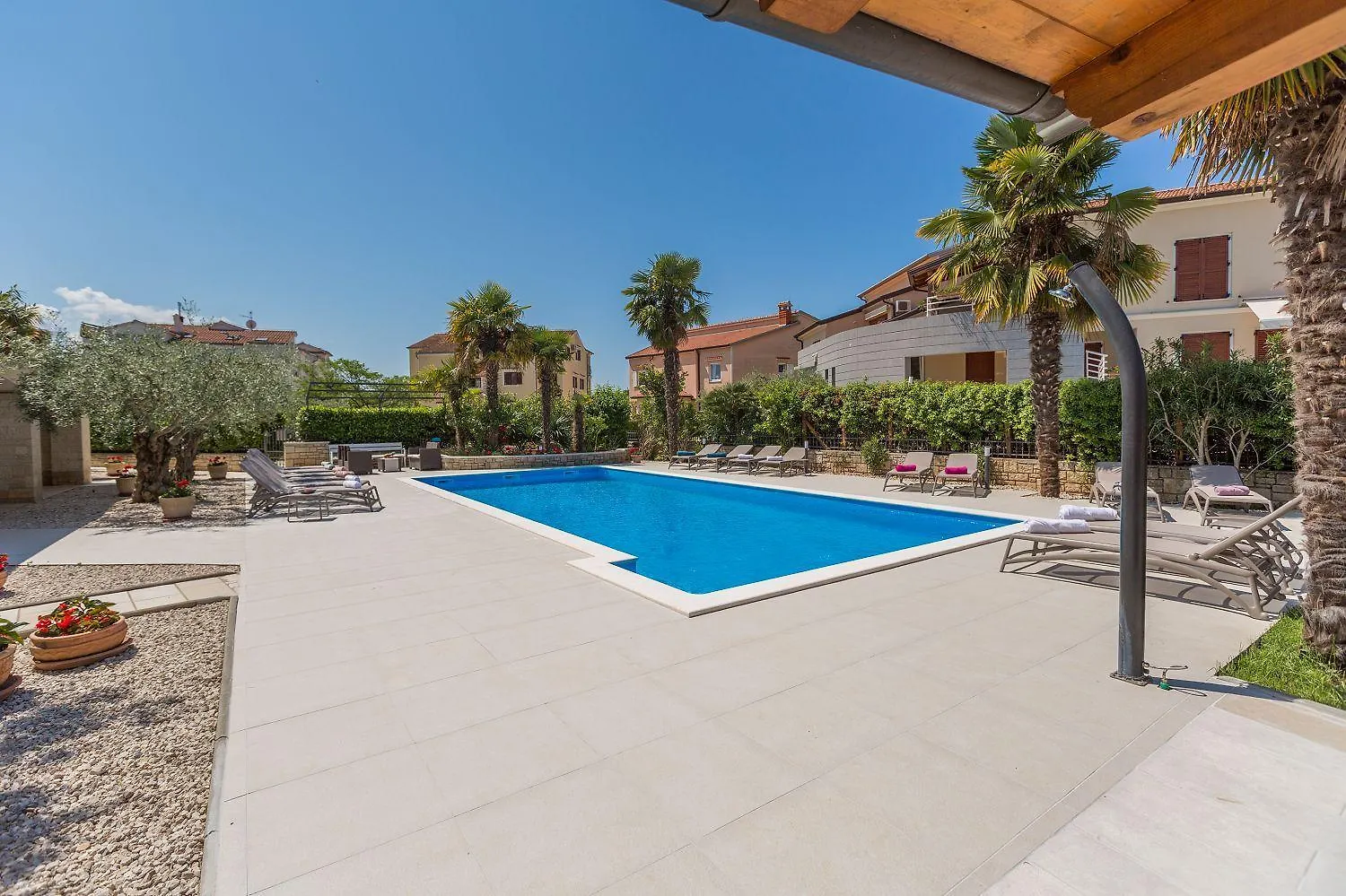 Mediterranes Apartment Mit 60M2 Pool, Bbq-Bereich, Liegen, Waschmaschine Porec